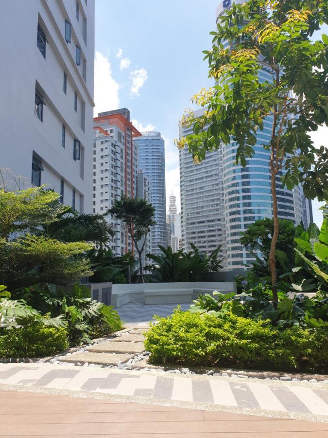 Heart Of Makati, Fully Furnished Condo, Cbd Central Location マカティ エクステリア 写真