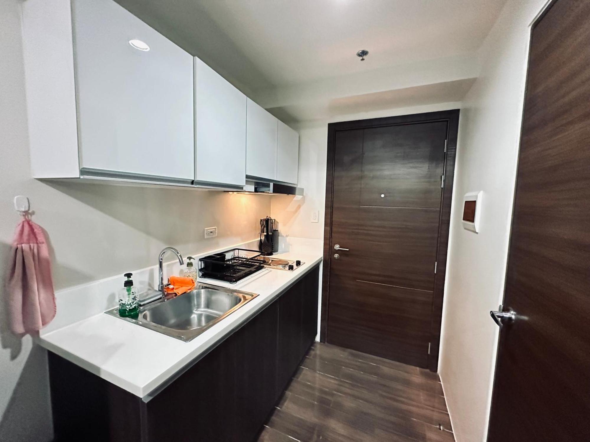 Heart Of Makati, Fully Furnished Condo, Cbd Central Location マカティ エクステリア 写真