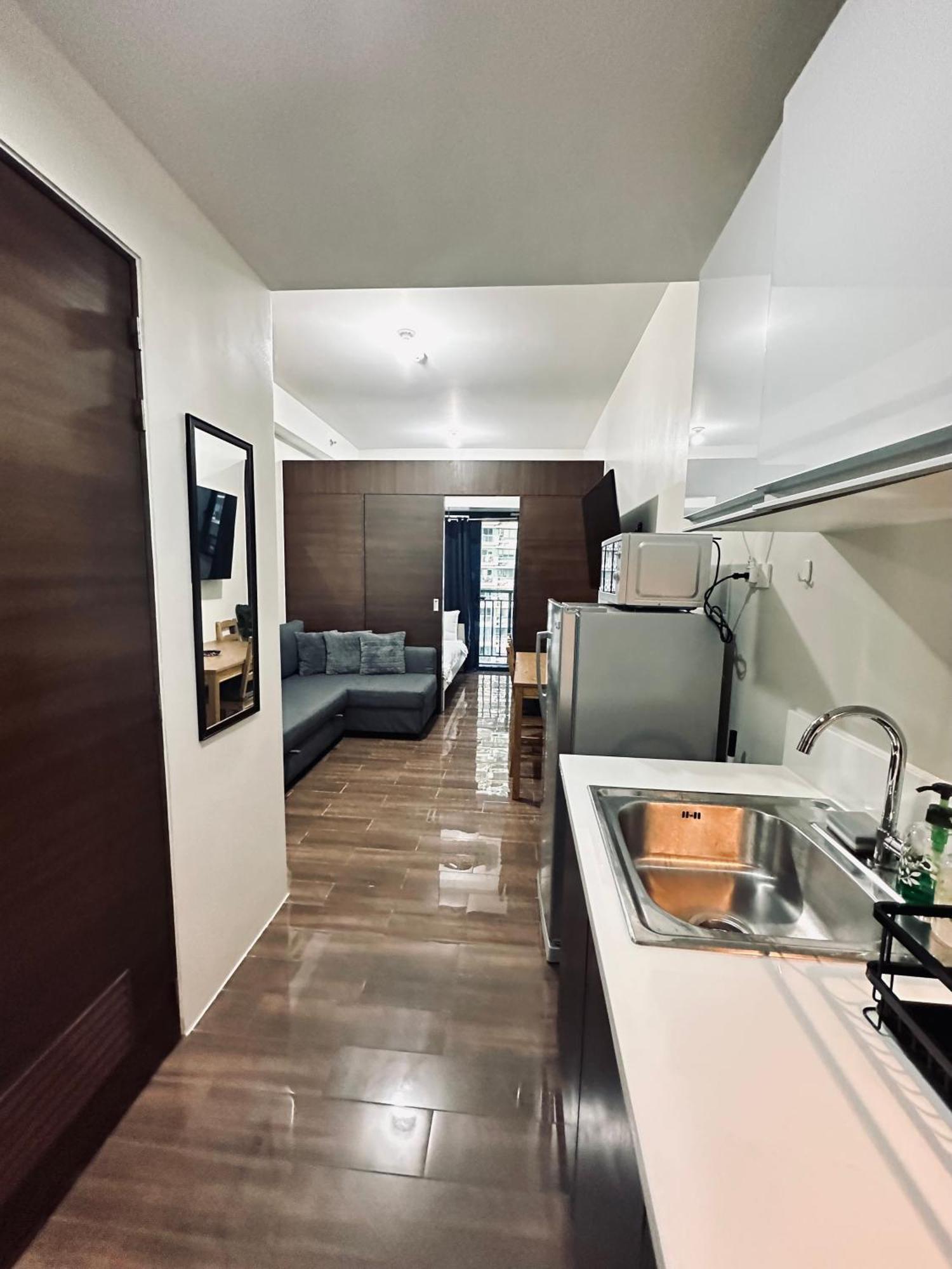 Heart Of Makati, Fully Furnished Condo, Cbd Central Location マカティ エクステリア 写真