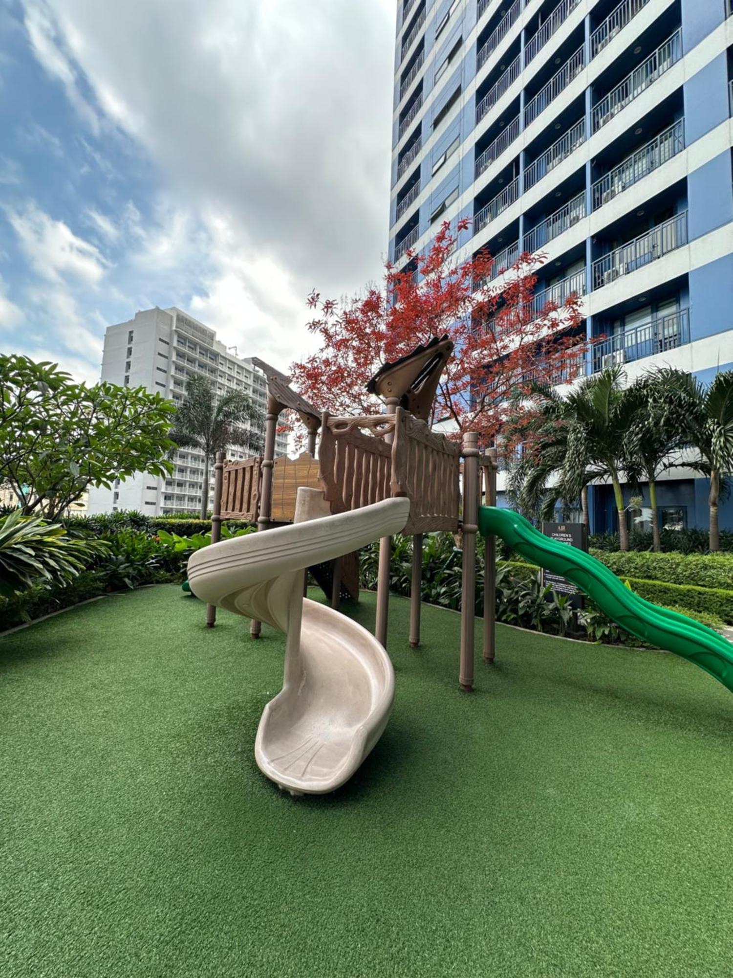 Heart Of Makati, Fully Furnished Condo, Cbd Central Location マカティ エクステリア 写真
