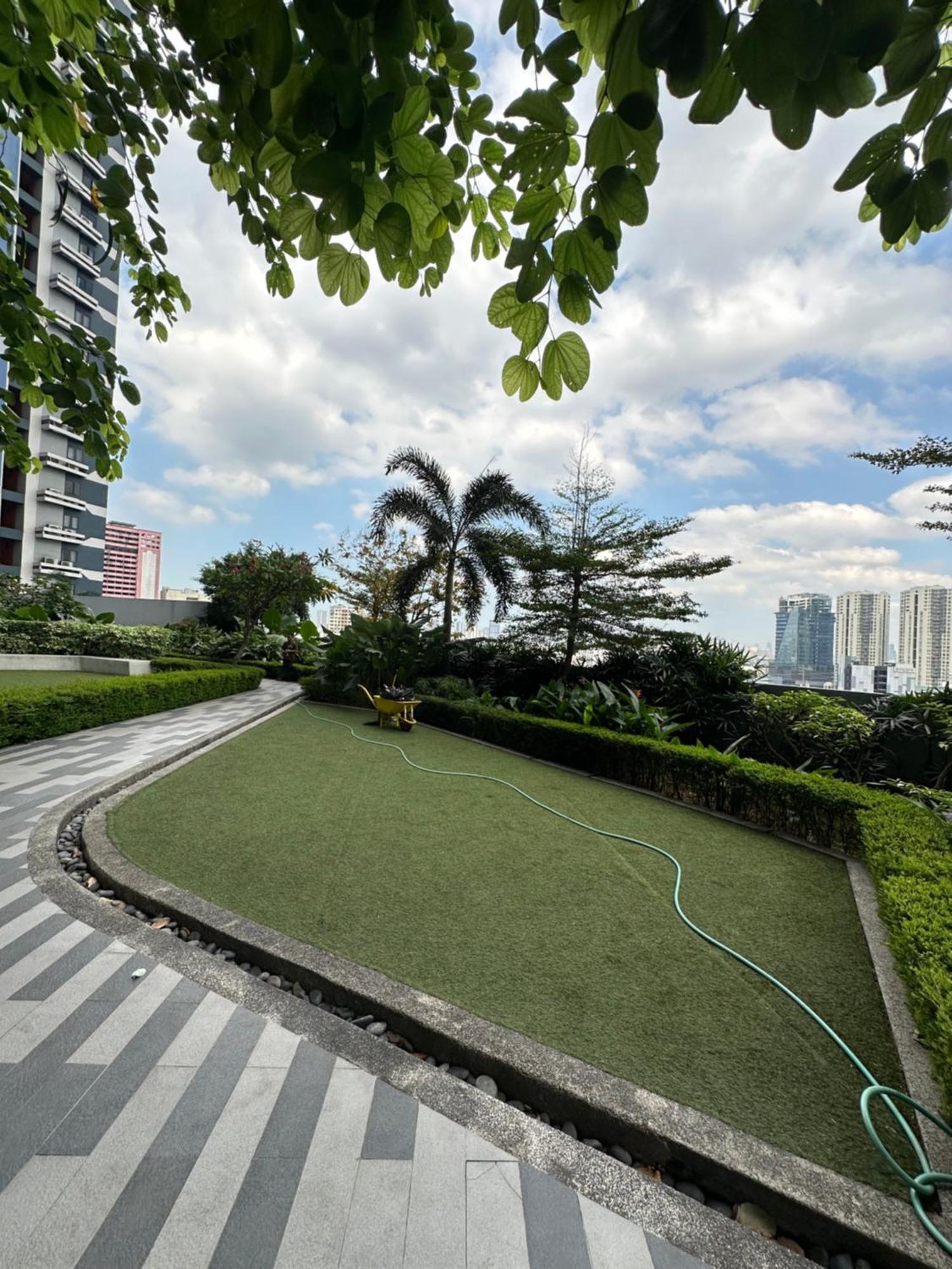 Heart Of Makati, Fully Furnished Condo, Cbd Central Location マカティ エクステリア 写真